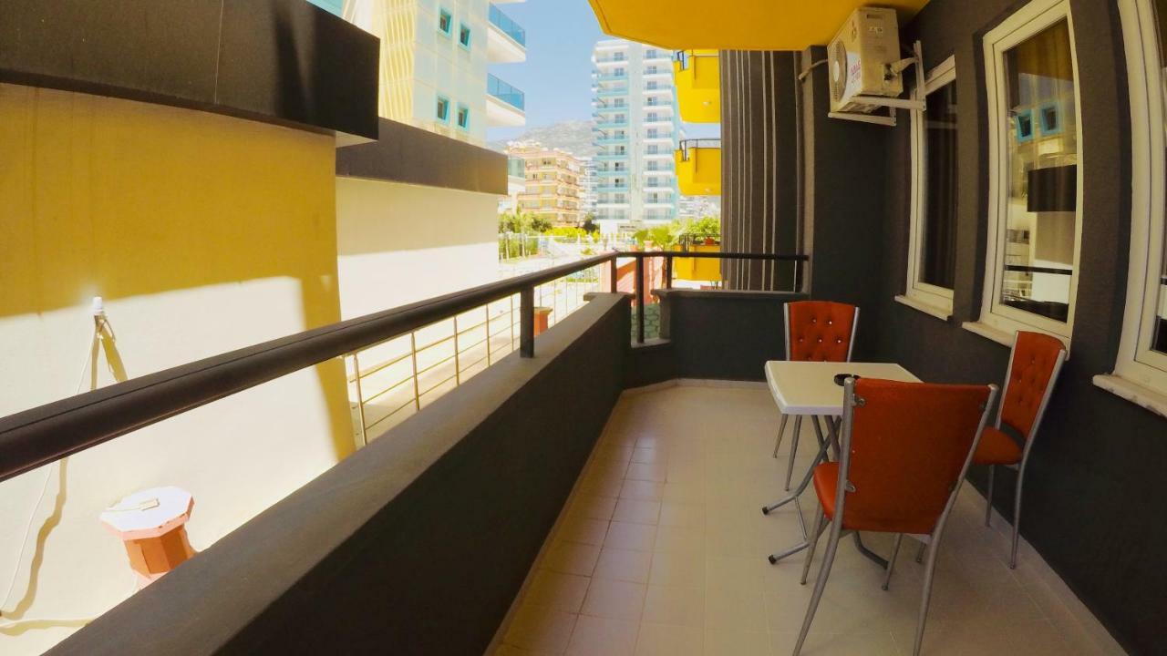 Flamingo Beach & Suite Mahmutlar Exterior photo