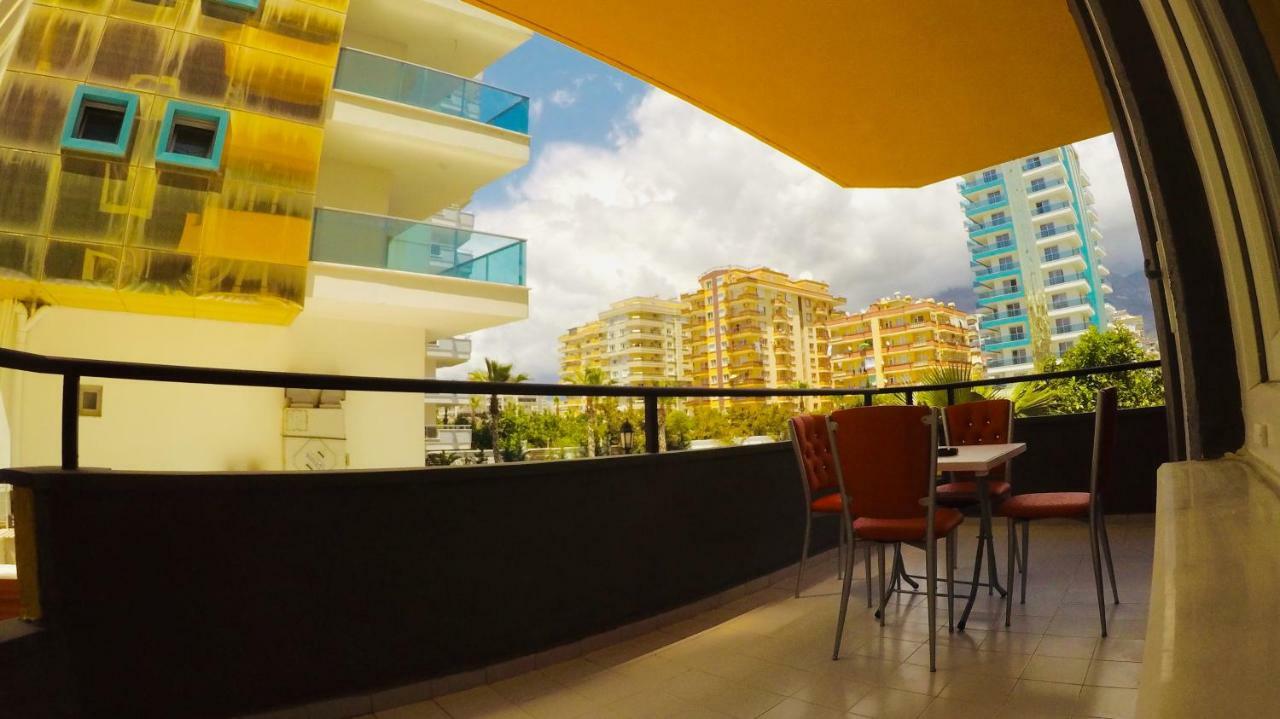 Flamingo Beach & Suite Mahmutlar Exterior photo